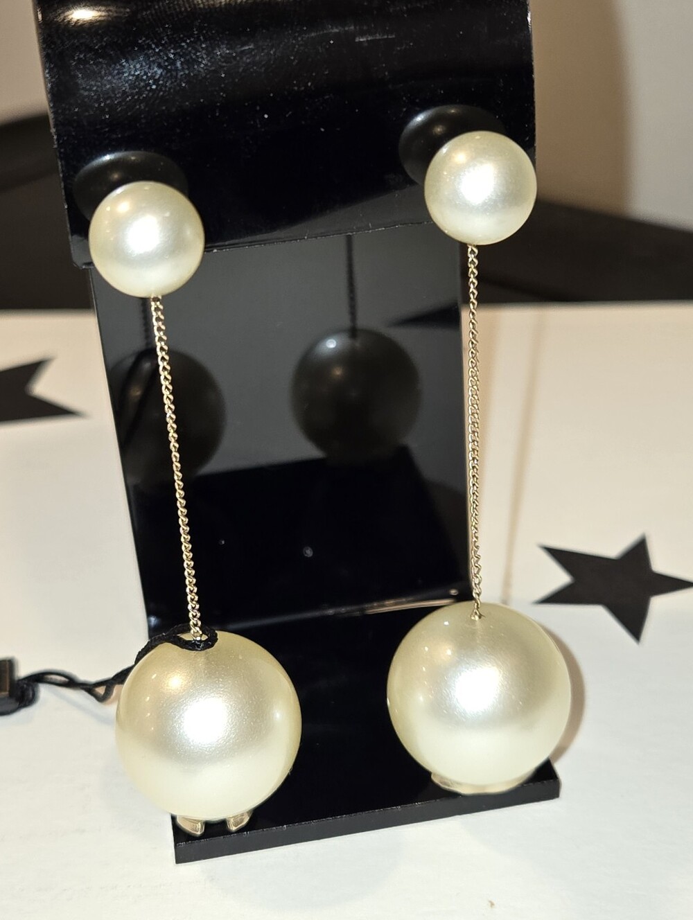 #154 CHANEL Pearl Earrings